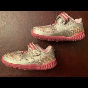 Little girls 5W Stride Rite Sneakers